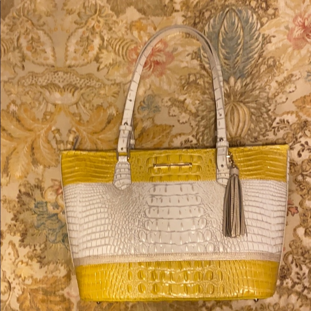 NWT Brahmin yellow medium Asher bag